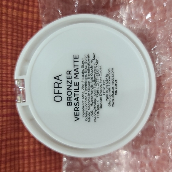 NEW Ofra blush & Ofra bronzer !!! CLARENCE!!! - Picture 3 of 3